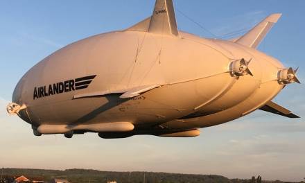 Airlander: torna in volo il più grande aeromobile al mondo